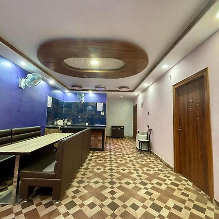 Krishna Shree Guest House グワーハーティー エクステリア 写真