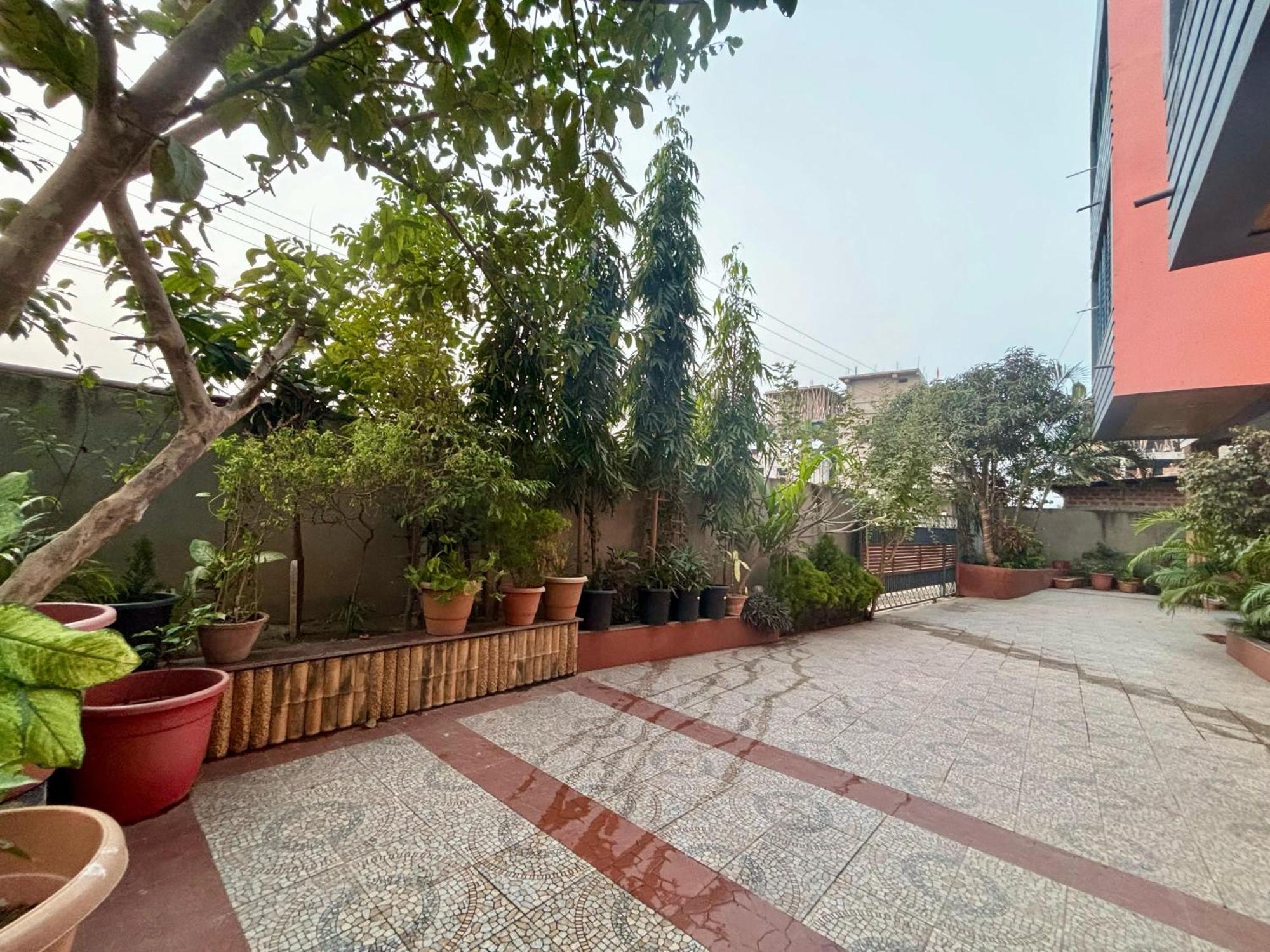 Krishna Shree Guest House グワーハーティー エクステリア 写真